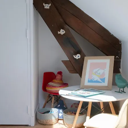 Chez Manou, Appt Spacieux Et élégant Proche Apartamento *